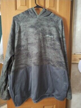 Columbia Hoodie Mens Size XXL Camouflage And Grey With Pockets